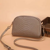 Monika's Elegant Shoulder Bag - Threadford