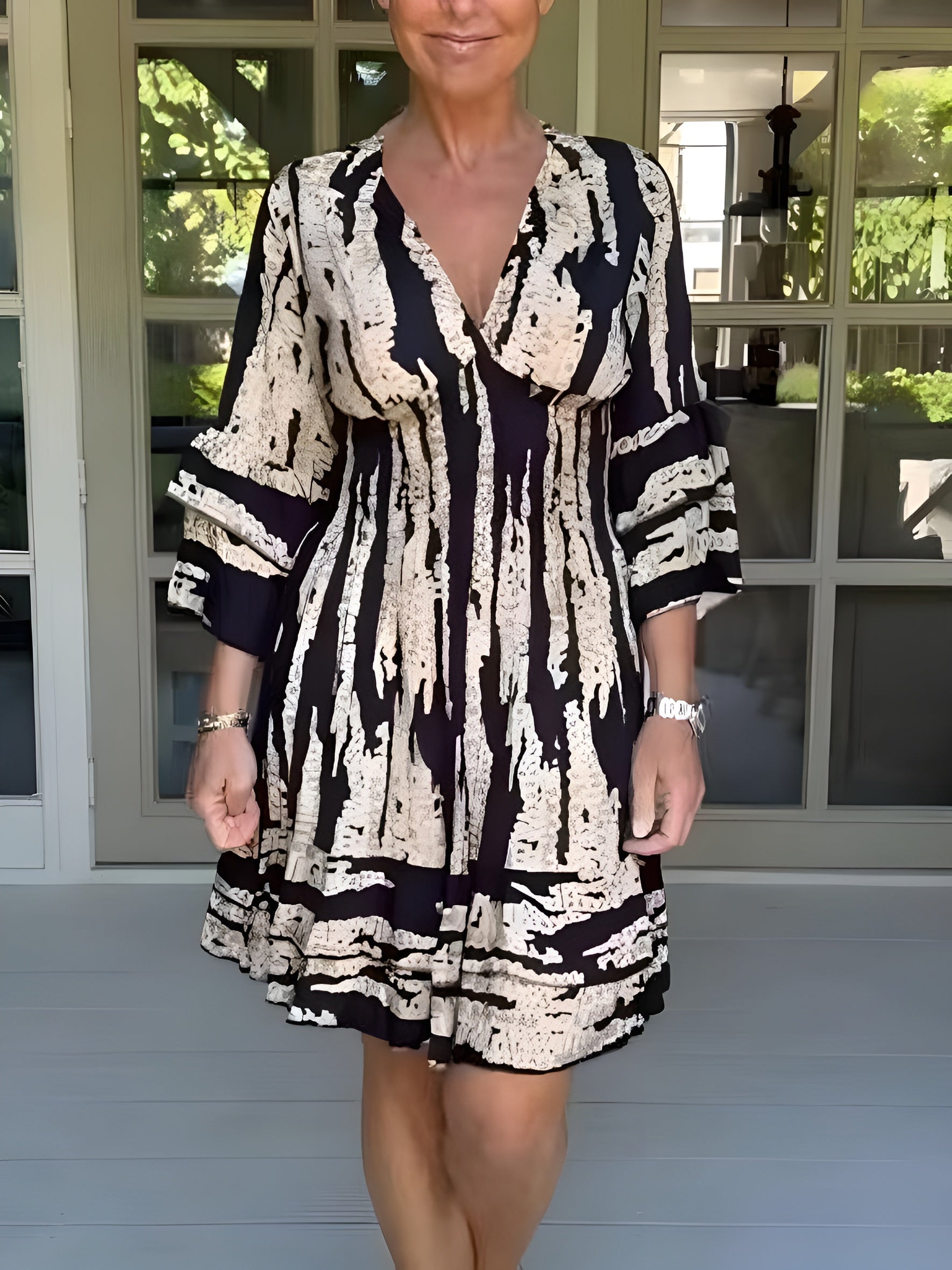 Beatrice | Flowing and Elegant Summer Dress - Threadford