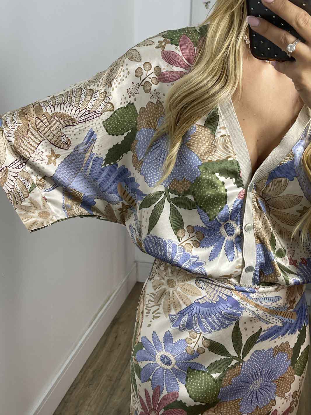 Exquisite Satin Floral Print Off-shoulder Shirt - Threadford