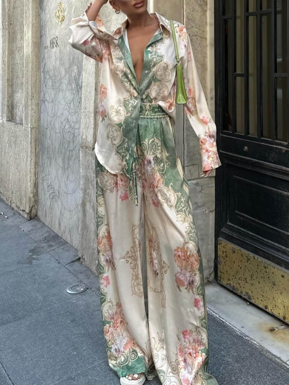 Unique Floral Loose Print Oversized Shirt - Threadford