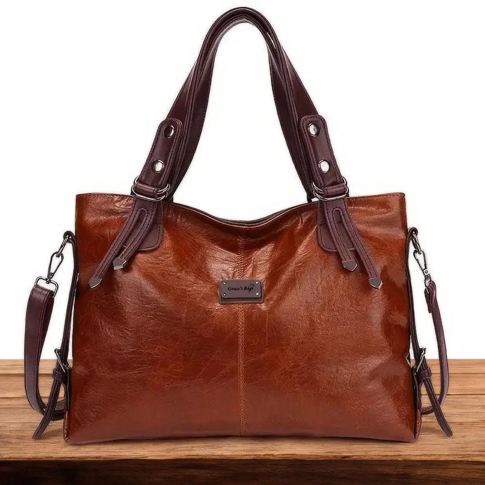 Claire's Travel Bag | Timeless Design - Threadford