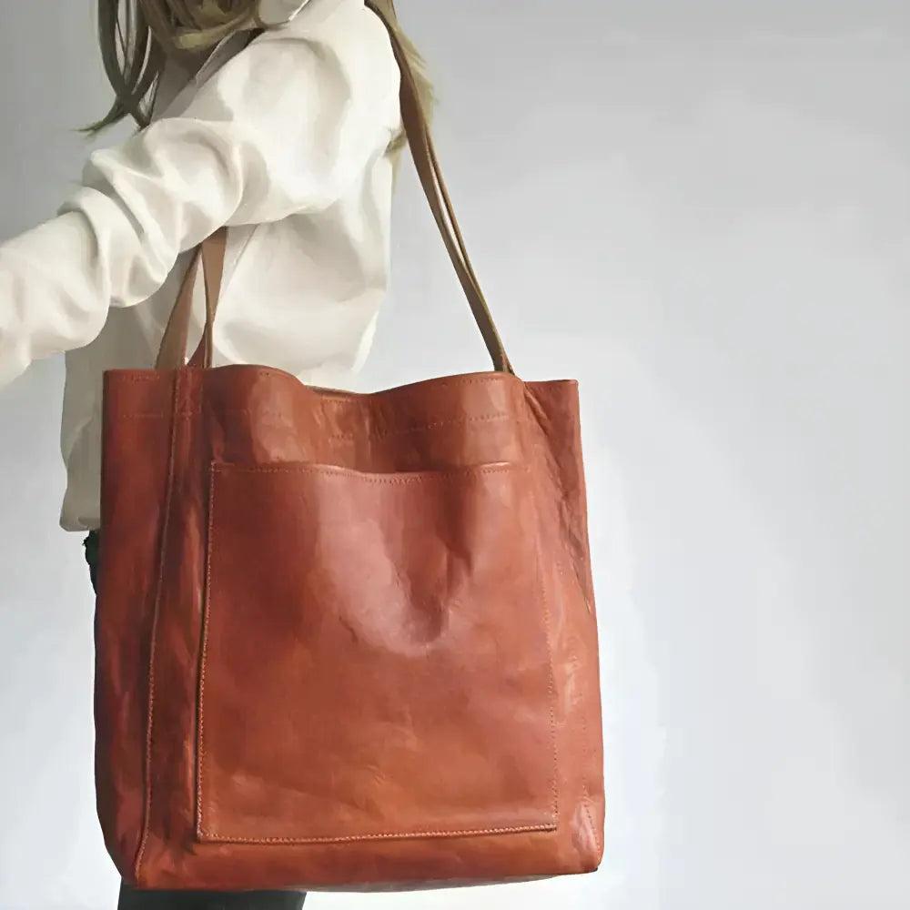 Lorena's Contemporary Elegance | Stylish Leather Handbag - Threadford