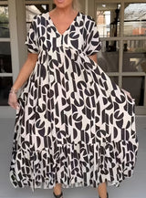 Colette | Flowing Dress with V-Neck - Threadford