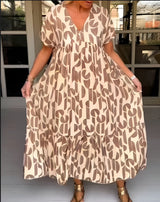 Colette | Flowing Dress with V-Neck - Threadford