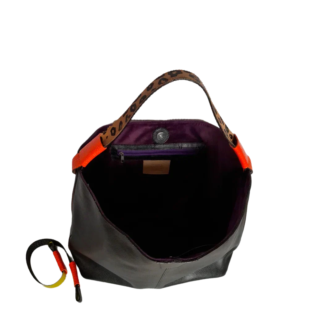 Addison Women's Handbag in Black Leather - Threadford