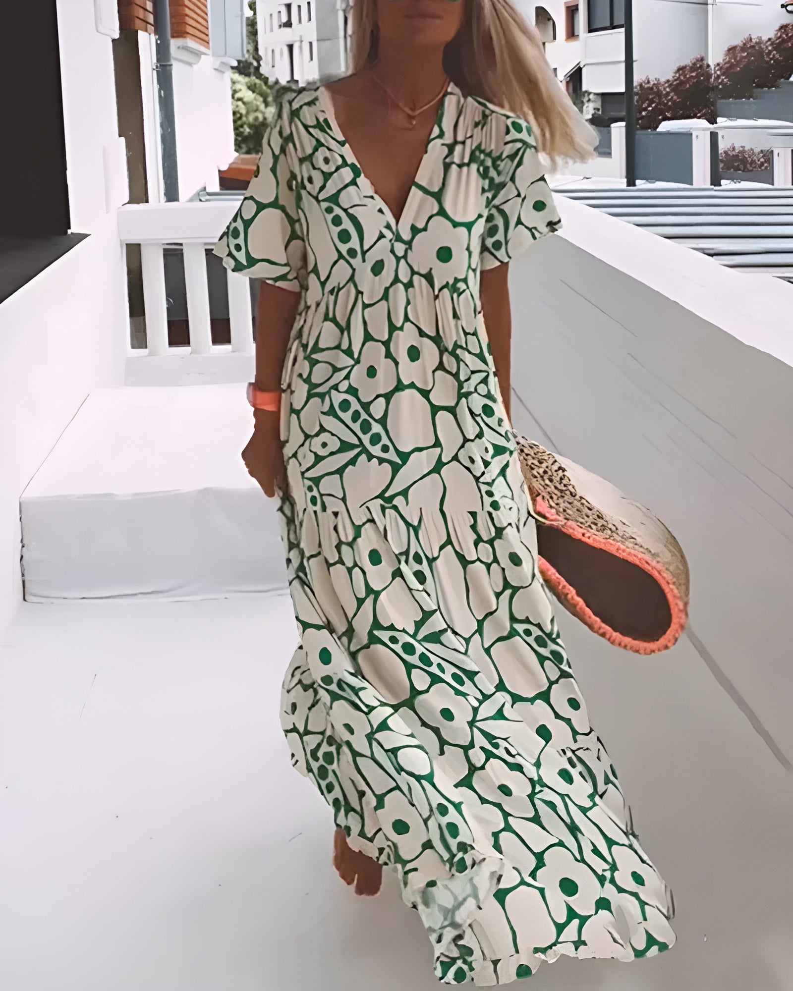 Christine | Light and Flowing Summer Dress - Threadford