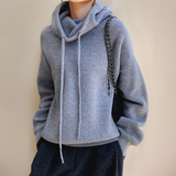 Lia - Elegant Turtleneck Sweater - Threadford