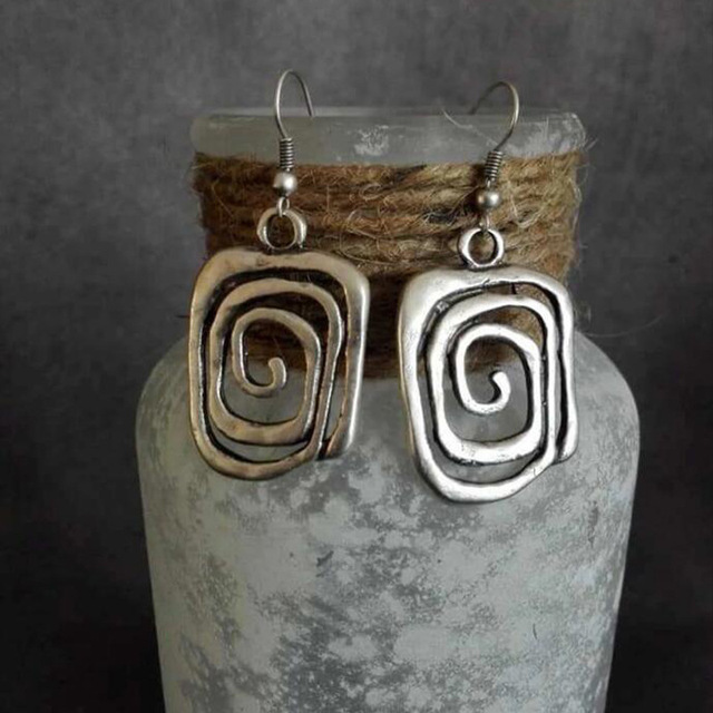 Retro Twisted Silver Earrings - Threadford
