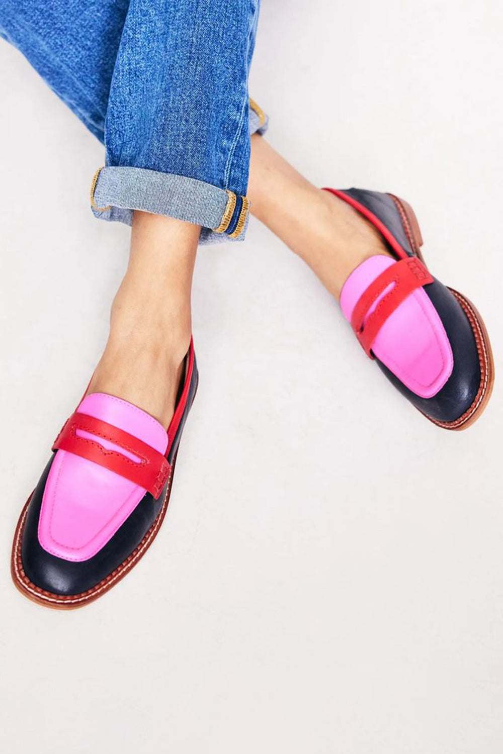 Faius™ | Soft black loafers with vibrant coloured details for a unique style - Threadford