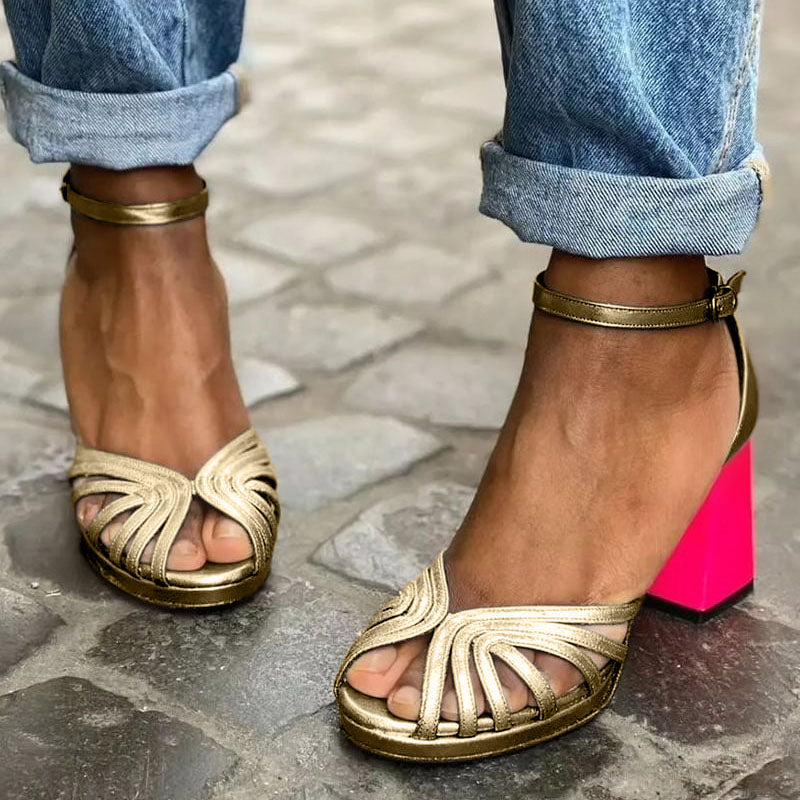 Soise™ | Elegant ankle strap sandals with open toe for a sophisticated style - Threadford