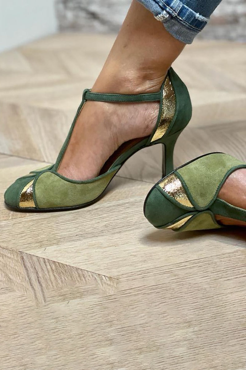 Alona™ | Elegant patchwork décolleté with T-strap and closed toe for a refined style - Threadford