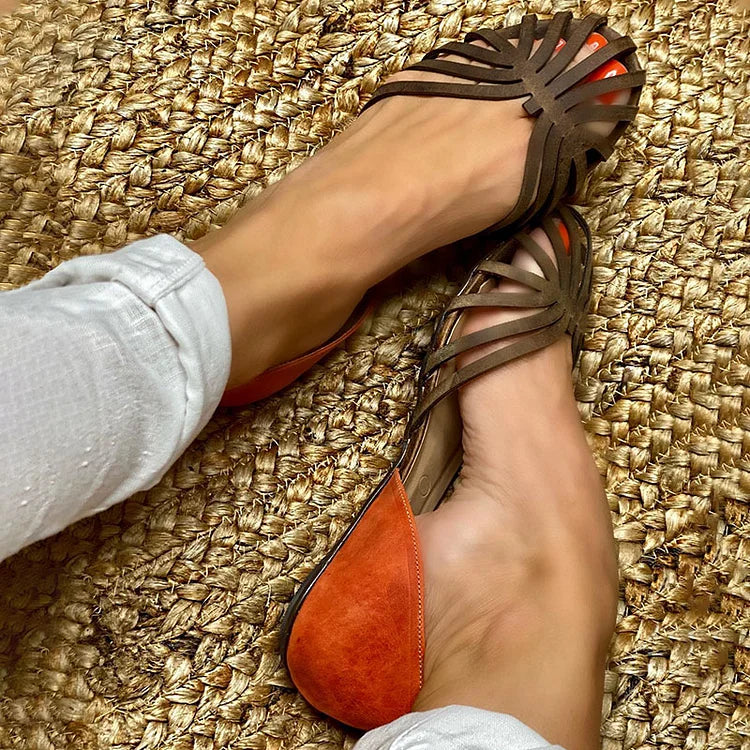 GIADA | Elegant carved sandals with refined bicolour detail - Threadford