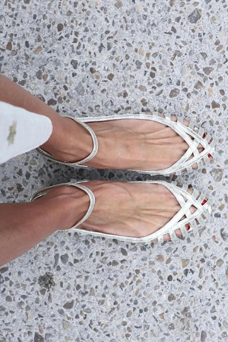 GIADA| Elegant woven ballerina with ankle strap for a sophisticated style - Threadford