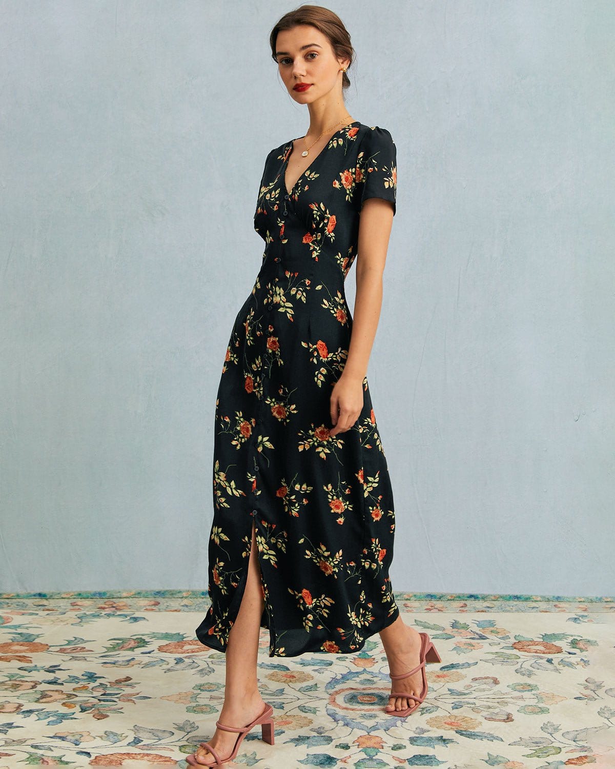 black floral dress with sleeves The V Neck Short Sleeve Maxi Whether youre attending a Wedding Dresses for Short Ivory Dresses Color:As Shown
