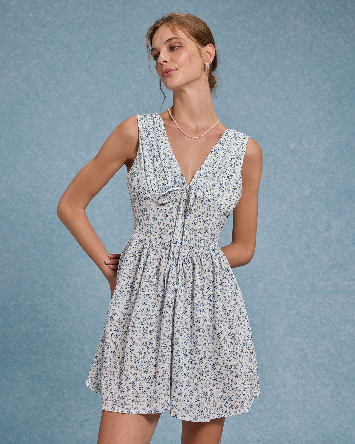 Blue Floral V Neck Pleated Mini Dress - Threadford