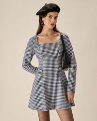 Mini abito scozzese blu navy con scollo quadrato
