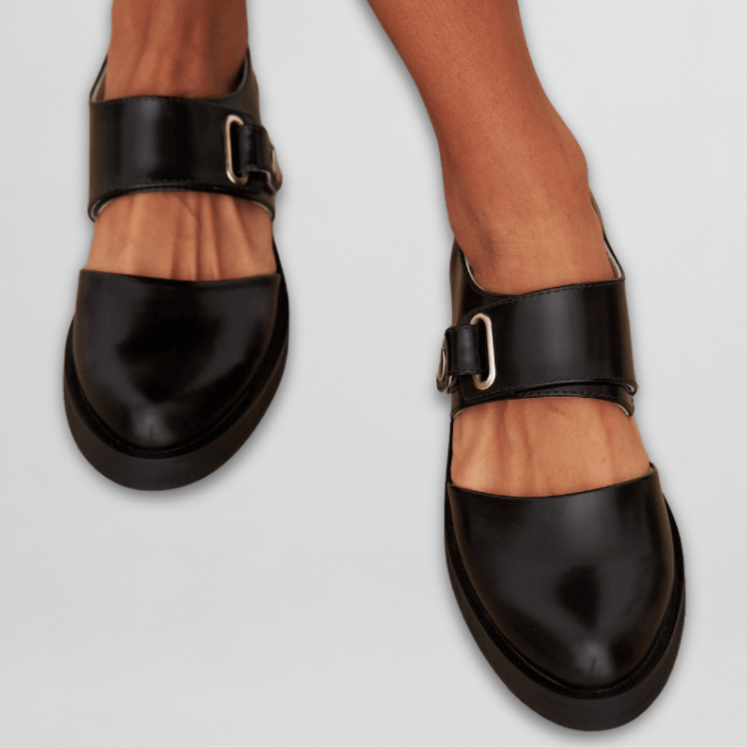 Isette | Elegant Mary Janes with Buckle - Threadford