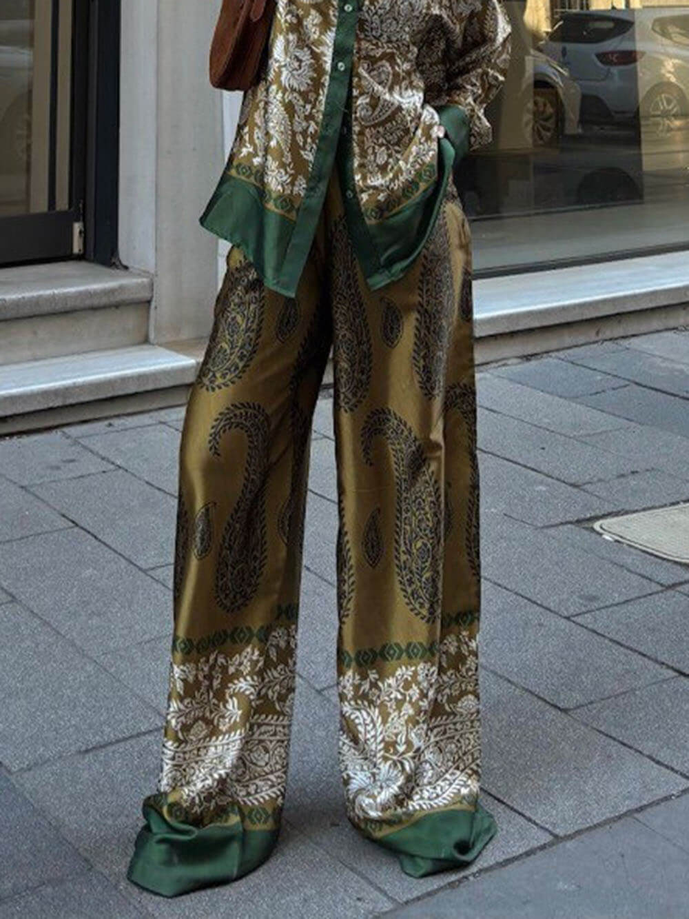 Modern Feel Contrast Color Paisley Unique Print Elastic Waist Pocketed Pants - Threadford
