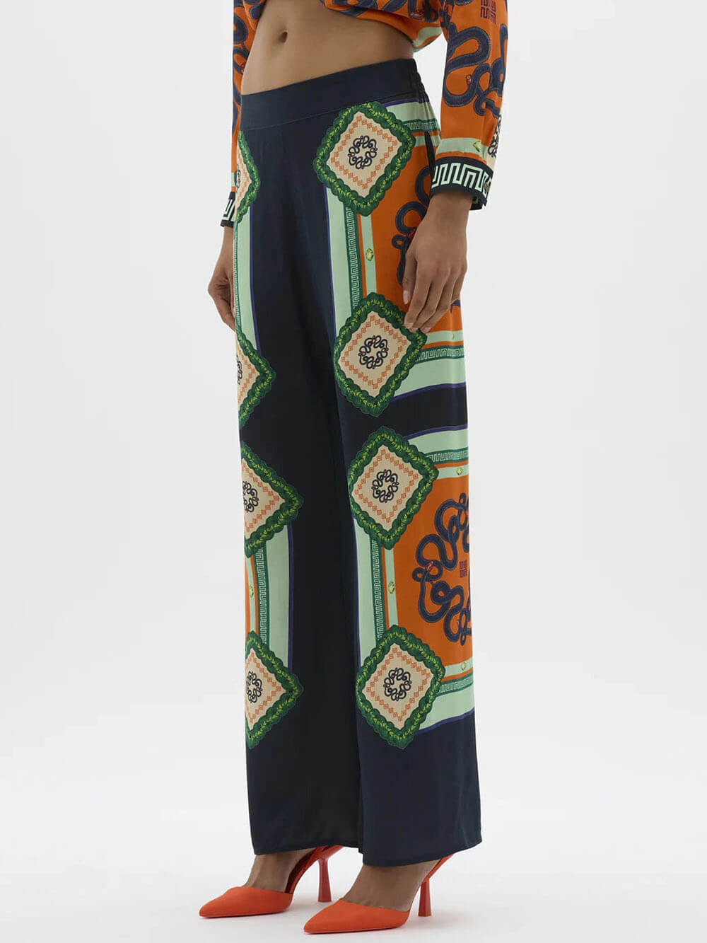 One-Of-A-Kind Unique Coral Graphic Print Elastic Waist Pocketed Wide Leg Pants - Threadford