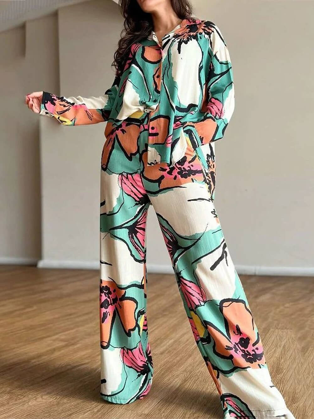 Unique Graffiti Print Elastic Waist Pocket Straight Pants - Threadford