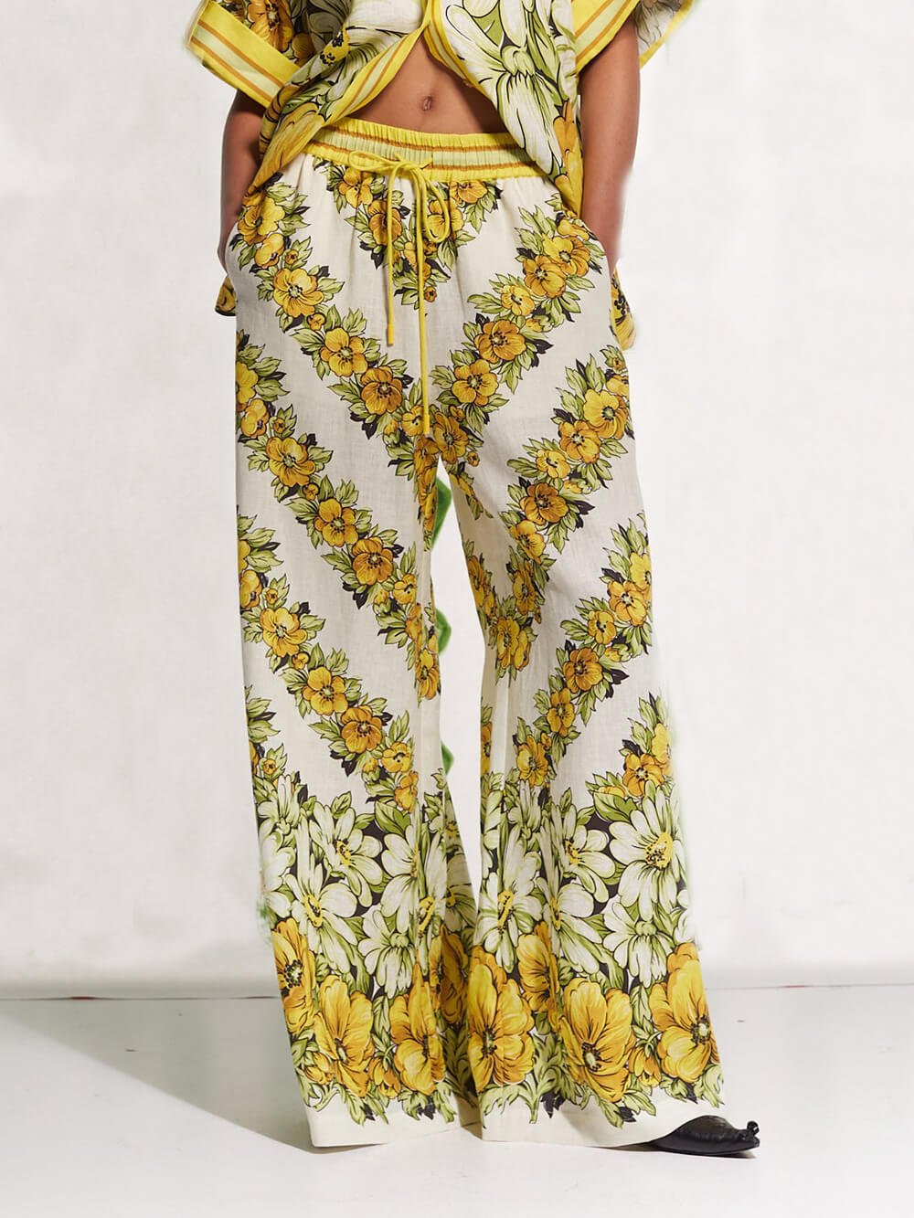 Classic Summer Oversized Cut Printed Pocket Wide Leg Pants - Threadford