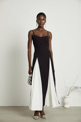 Sofie contrast-color pleated maxi dress - Threadford