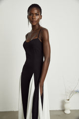 Sofie contrast-color pleated maxi dress - Threadford