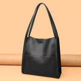 Simple Solid Colour Shoulder Bag Made of Genuine Leather - Threadford