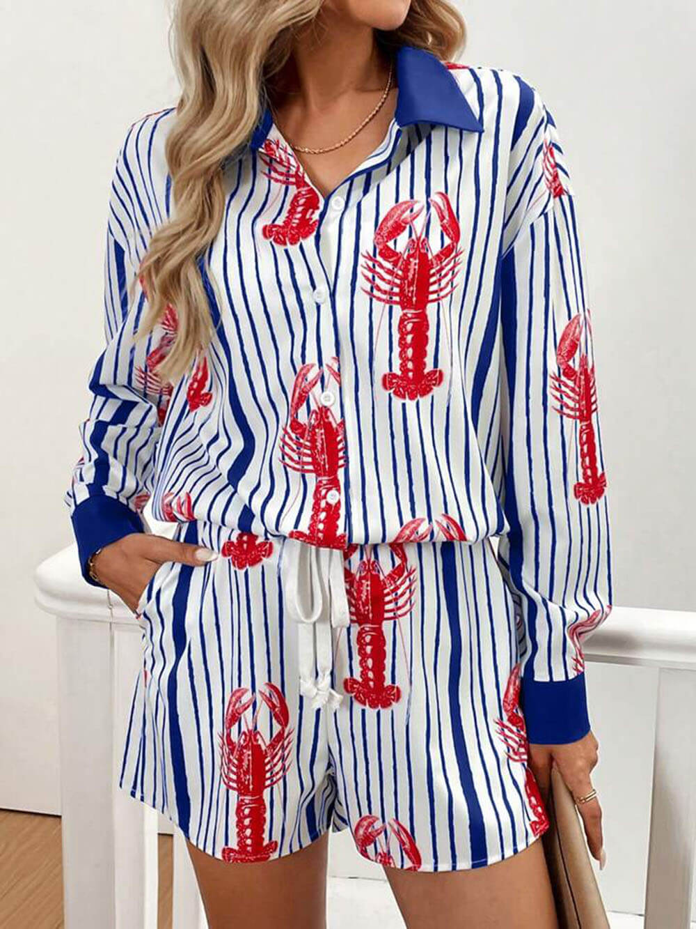 Classic Incredible Lobster Track Print Button Up Lace Up Shorts Set - Threadford