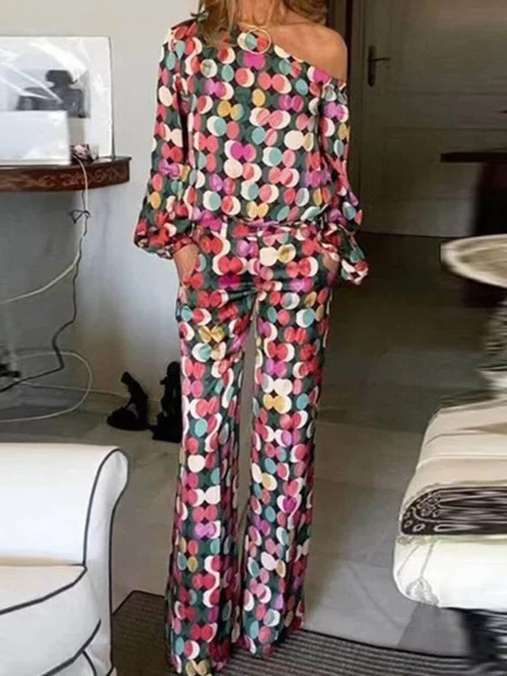Elegant And Unique Large Polka Dot Printed Off-Shoulder Tops Elastic Pockets Straight Pants Suits - Threadford